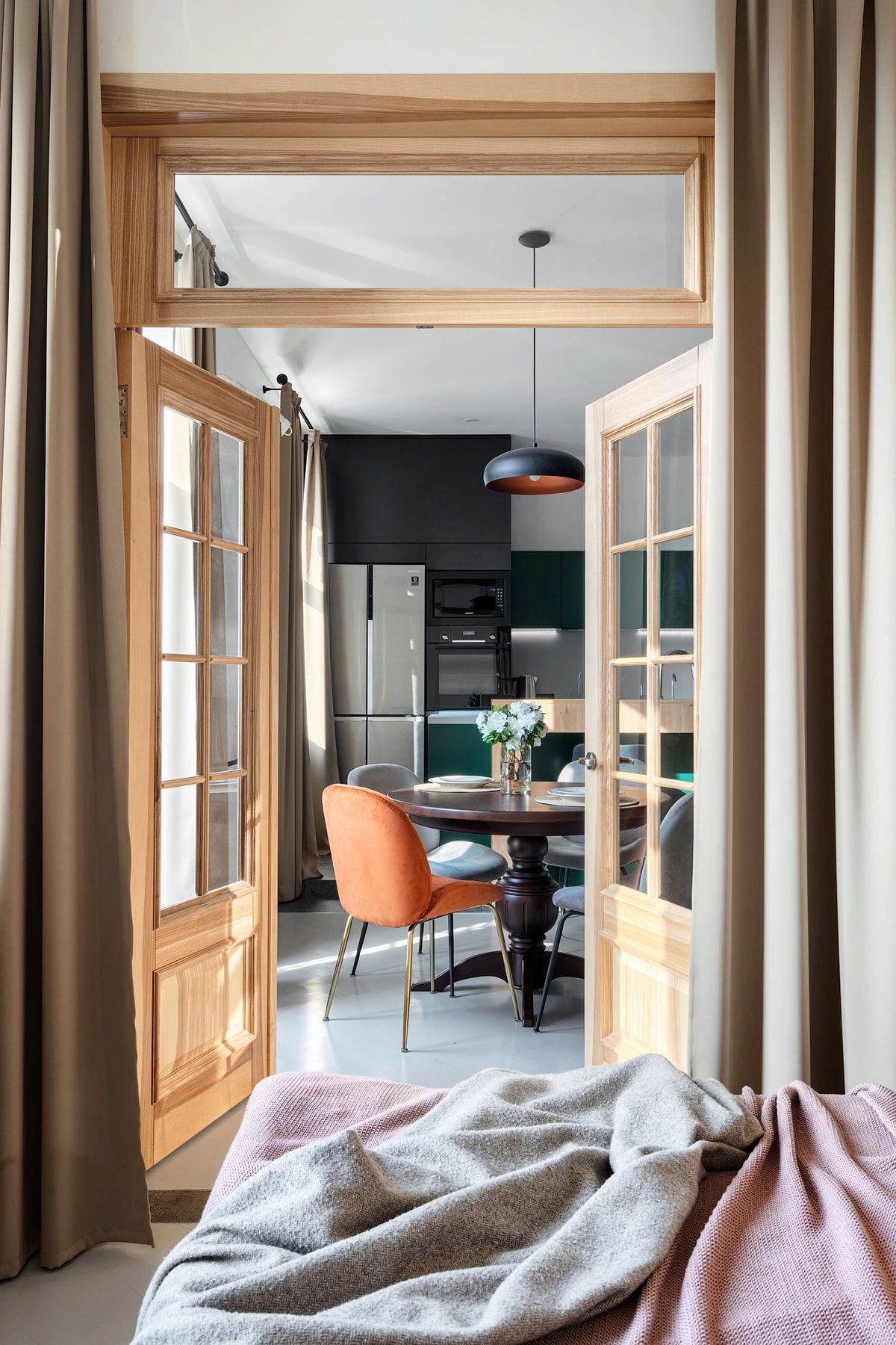 质朴原木单身公寓丨Oleksandr Maly-22