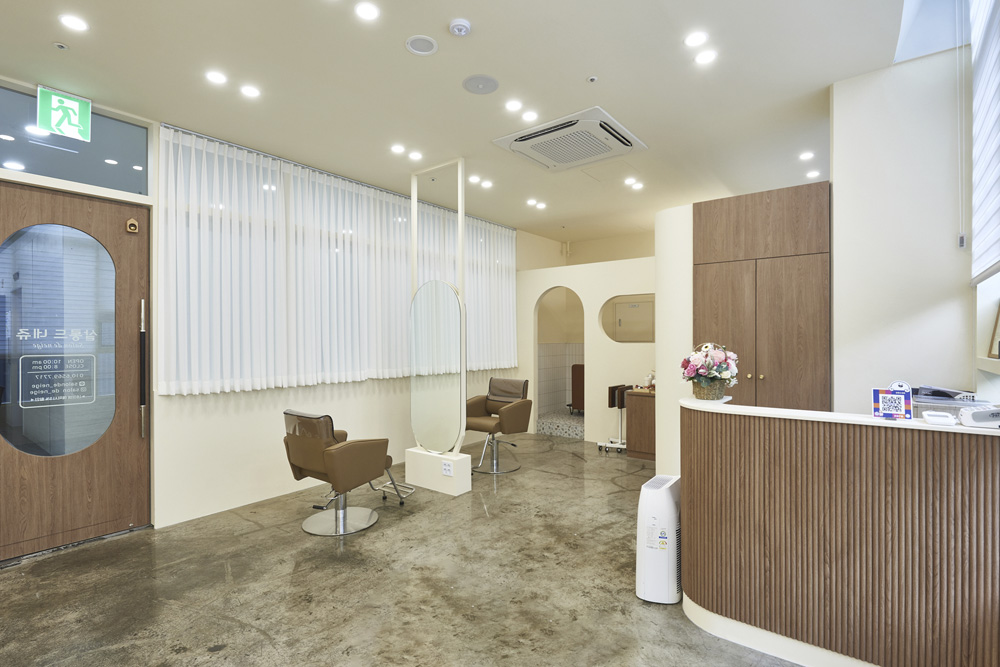 白色与木质，打造现代美容空间的典范-4