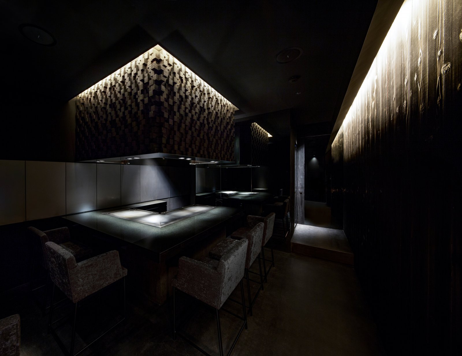 大阪25㎡柜台式铁板烧餐厅-0