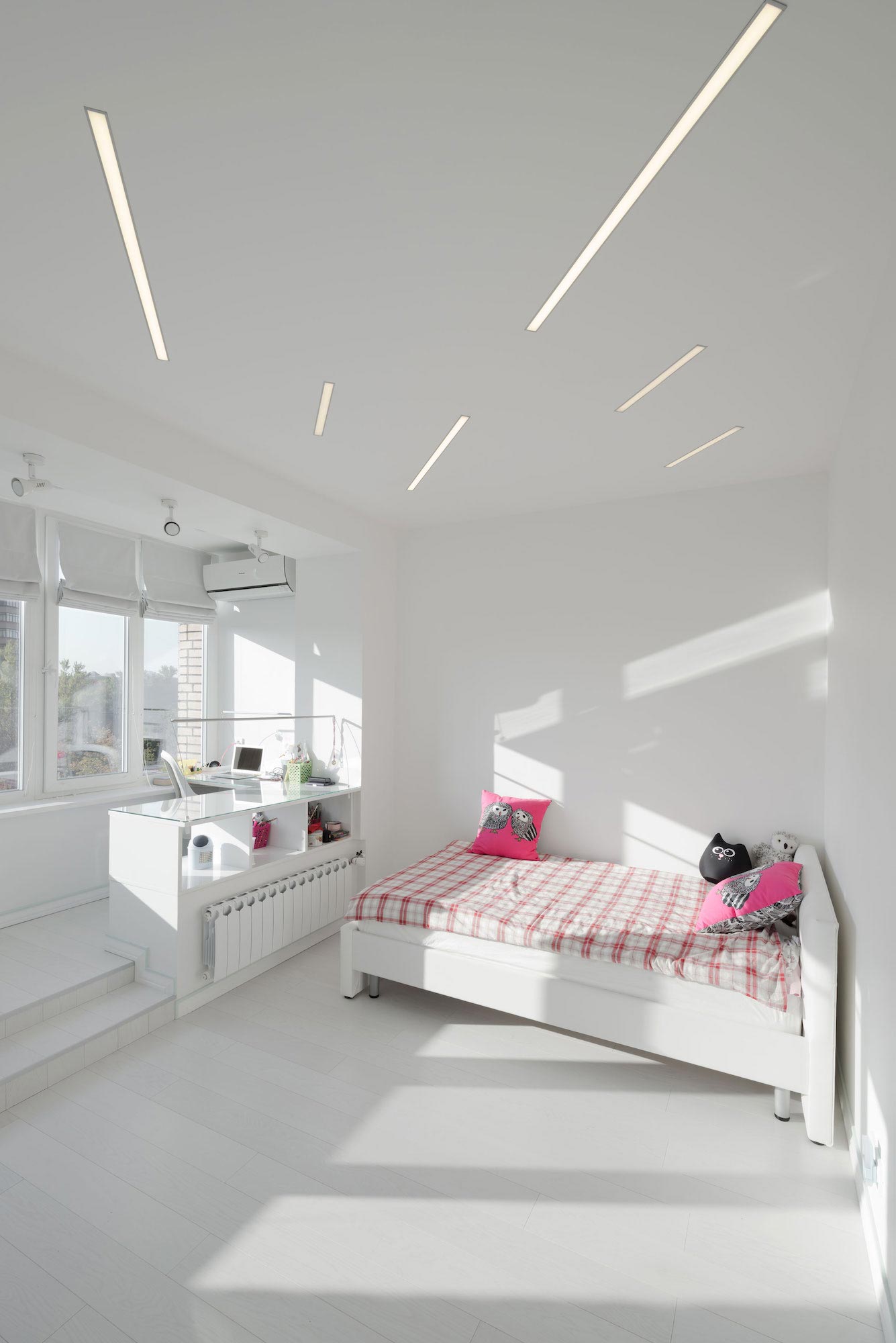 莫斯科 130 平米现代全白公寓——温馨舒适的双重功能空间-23