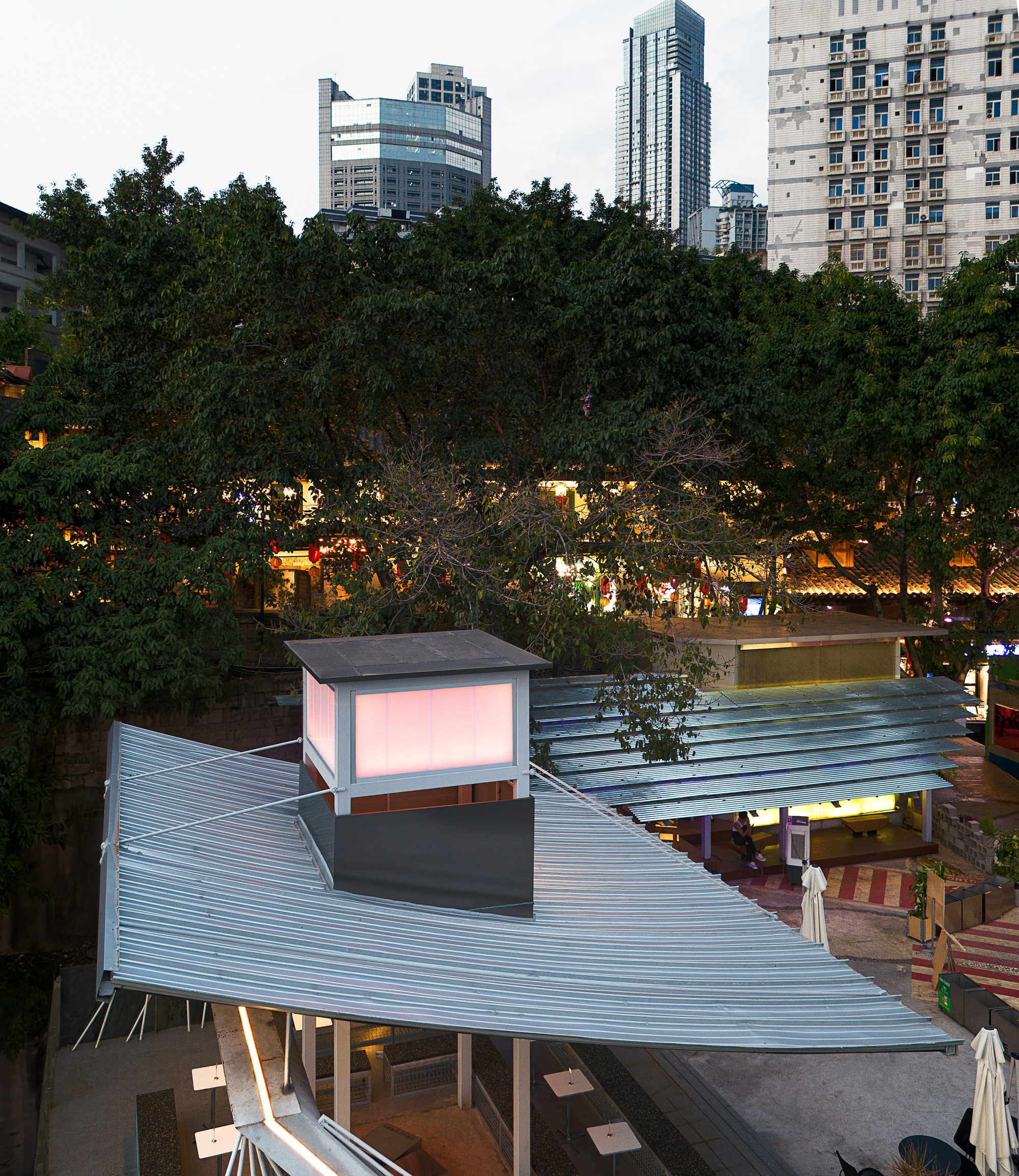 Mountain Alley Rooftop Teahouse Pavilions / RY+P architects-9