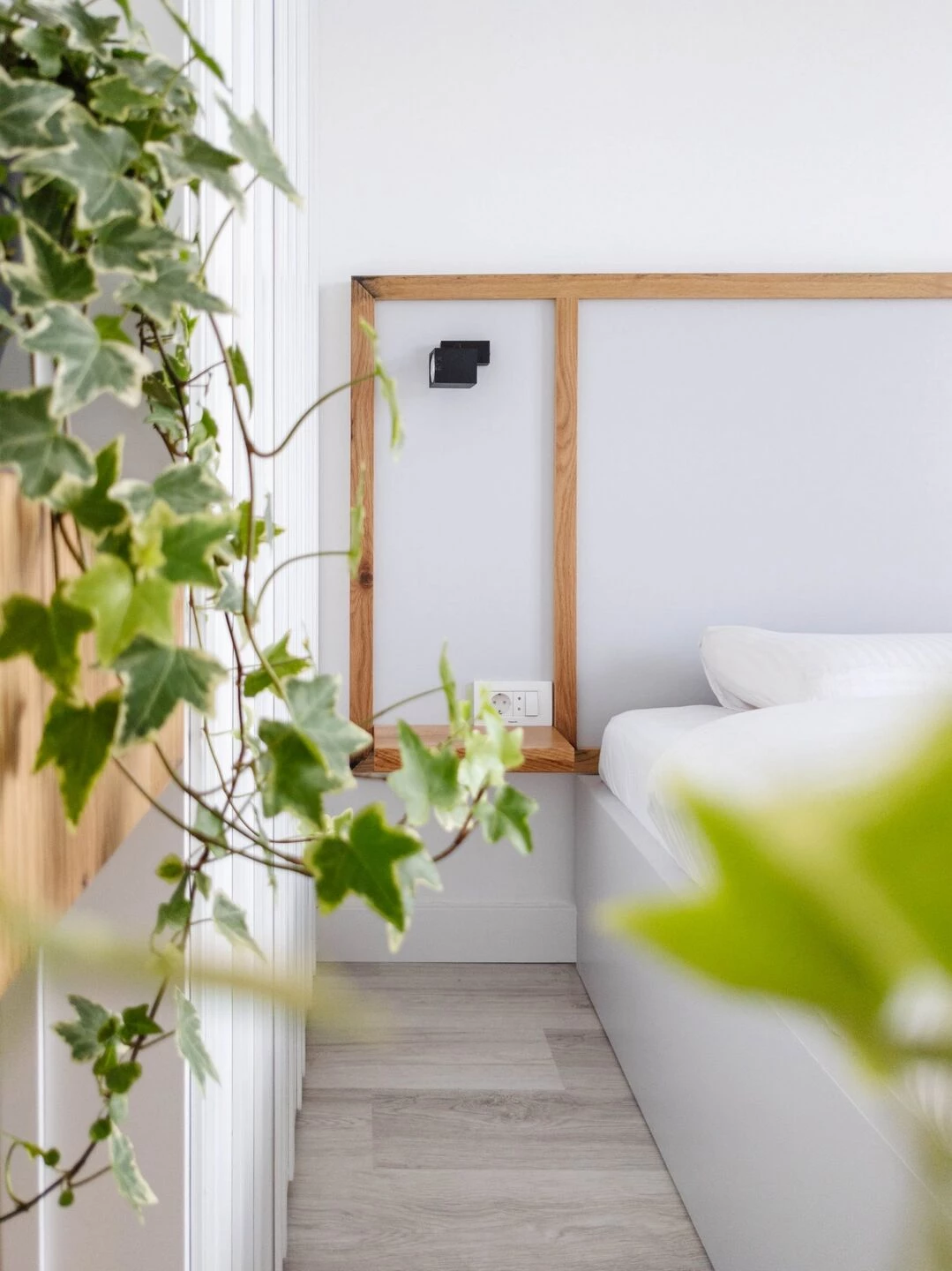 逃离现实的黑色厨房·Rozë 公寓丨普里什蒂纳-36