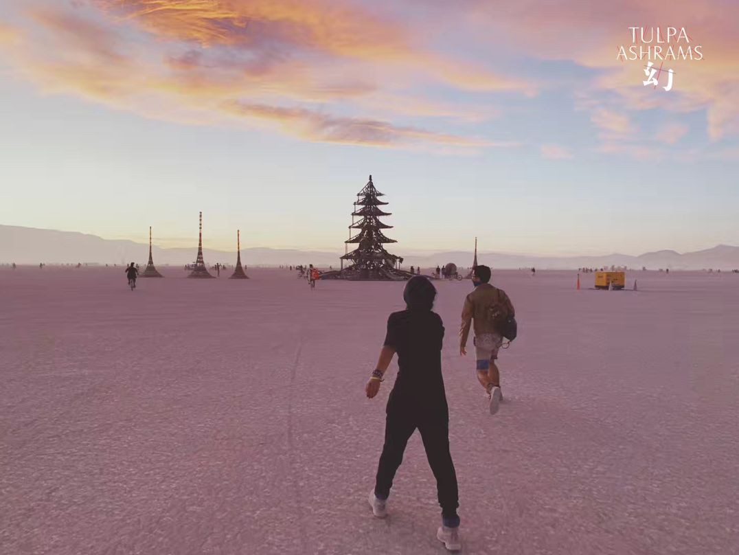 《幻·Tulpa Ashrams》 | 穿越乌托邦废墟的中国艺术之光-365