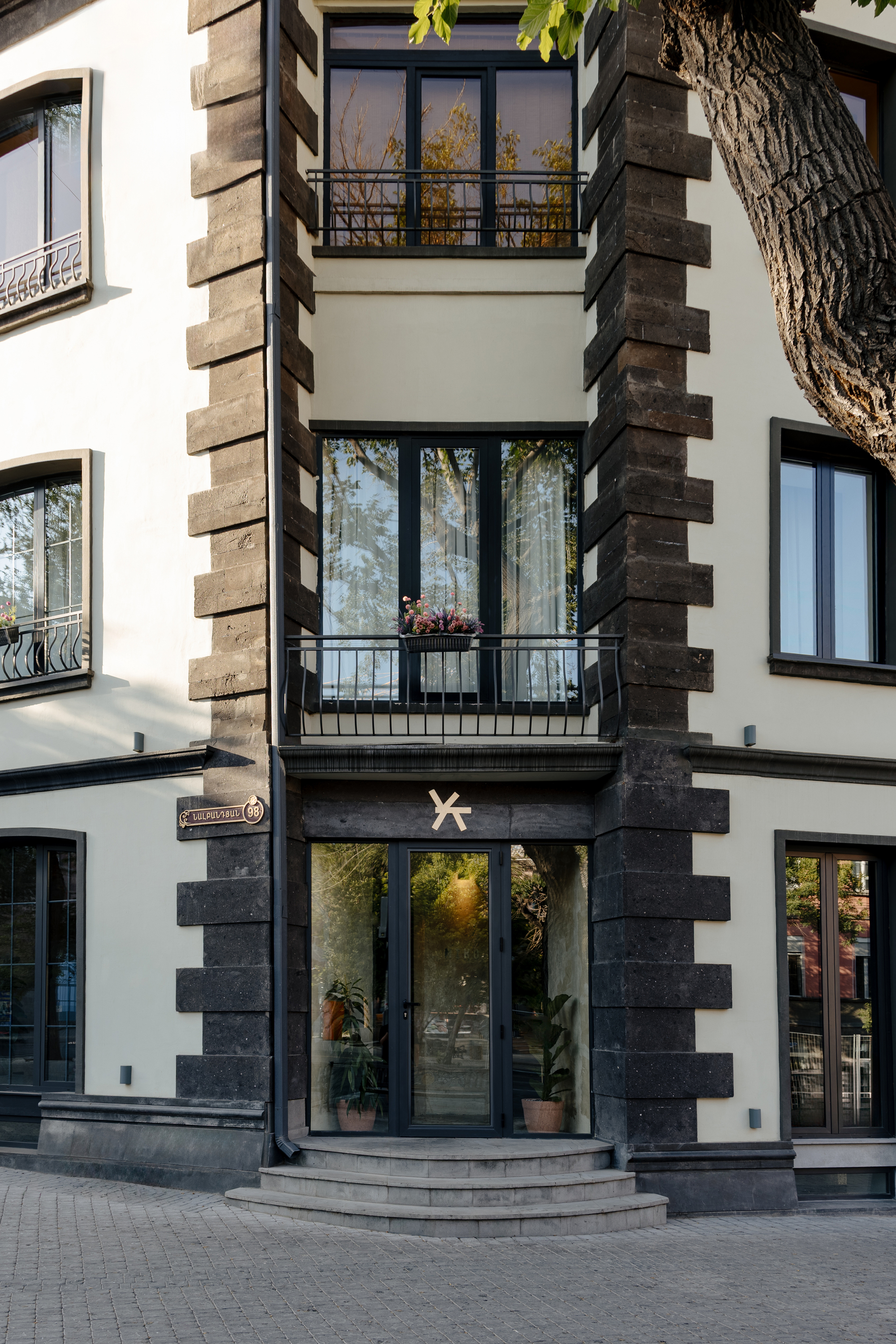 尼科餐厅丨亚美尼亚埃里温市丨Gaya Sofoyan-7