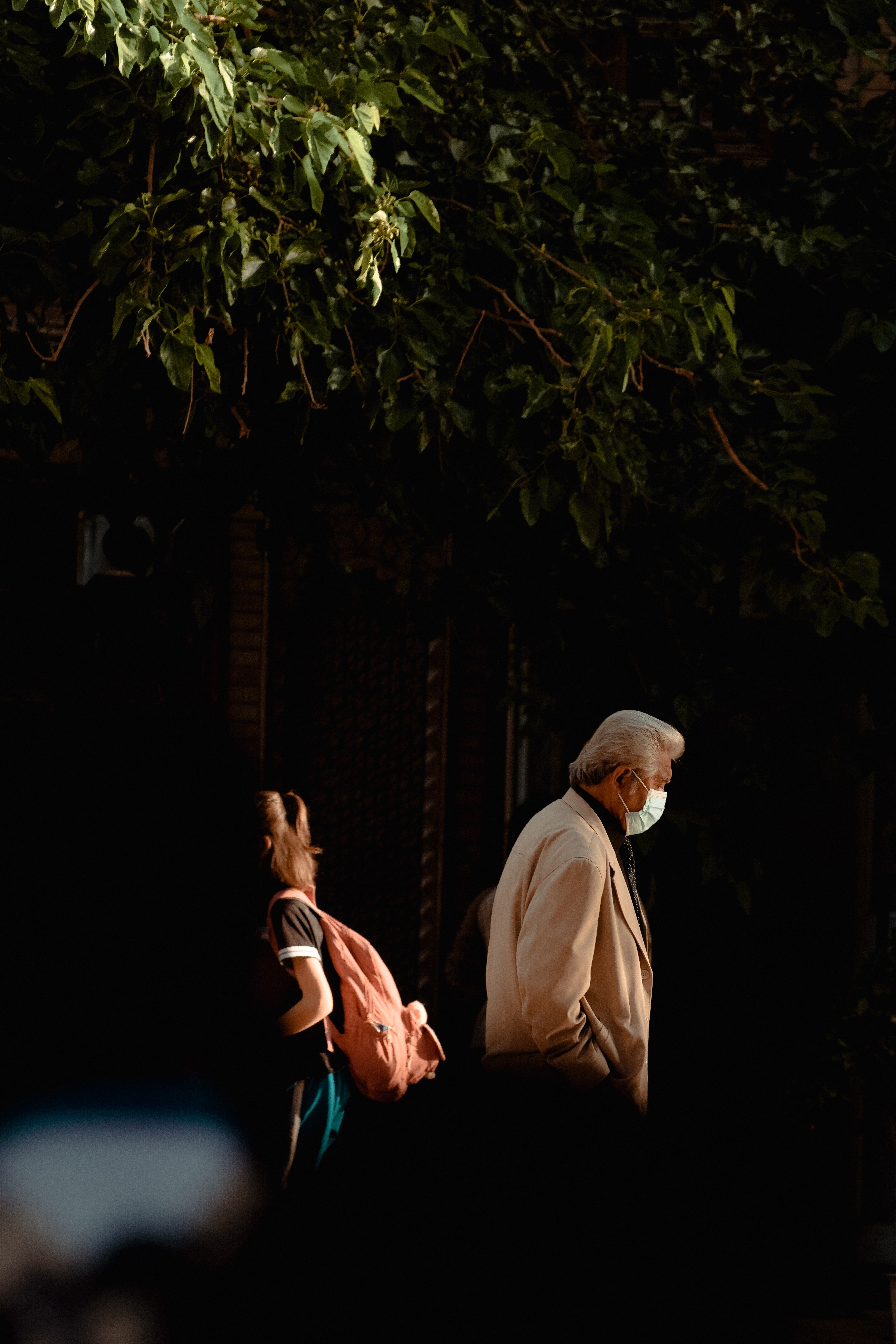 喀什清晨上学的孩子们-13