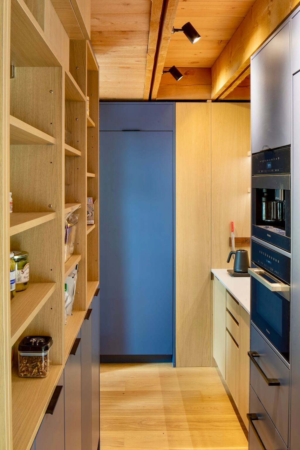 six mile (kitchen) with BLDG-5