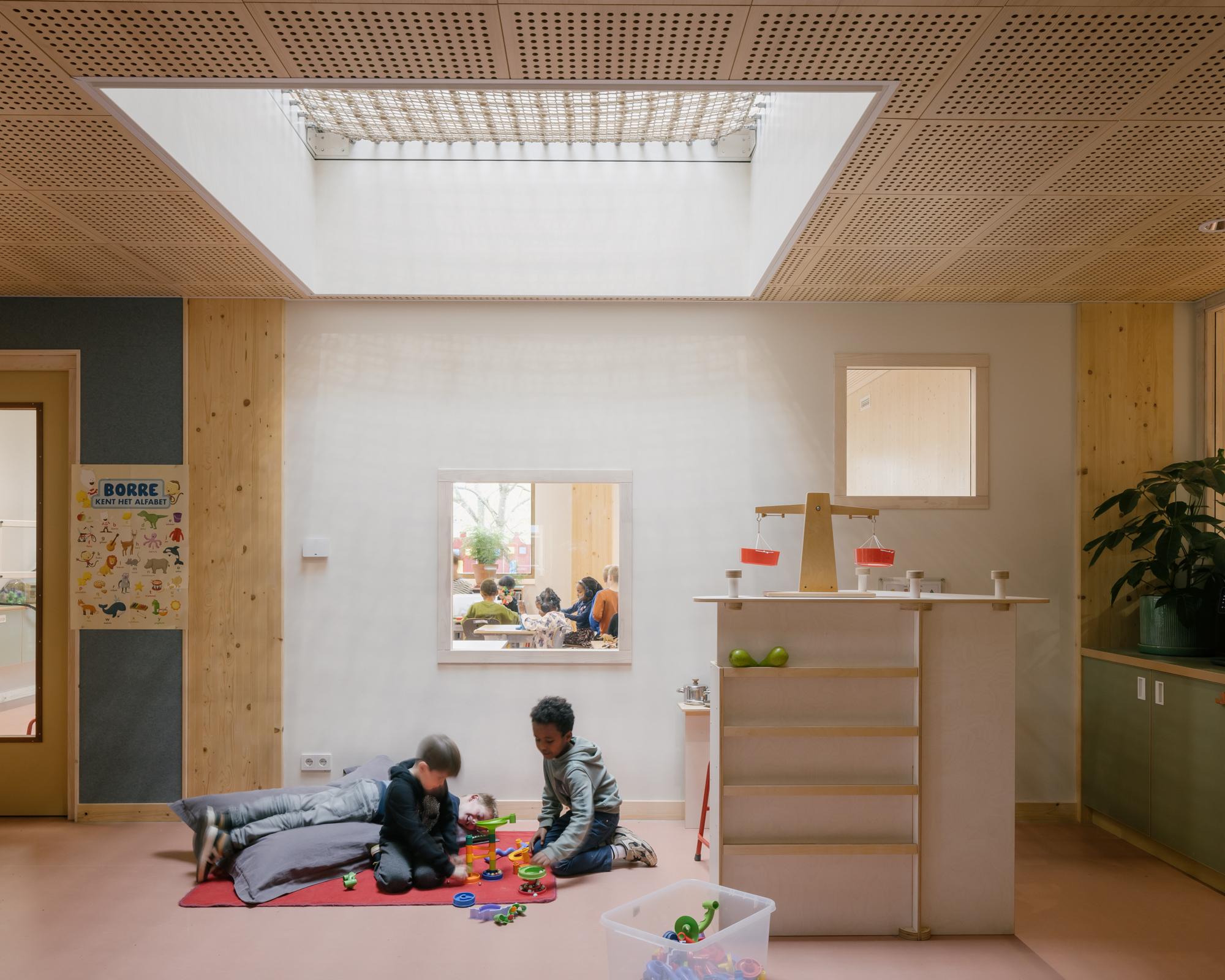 De Zevensprong - Integrated Child and Expertise Center / KRFT Architecture-39