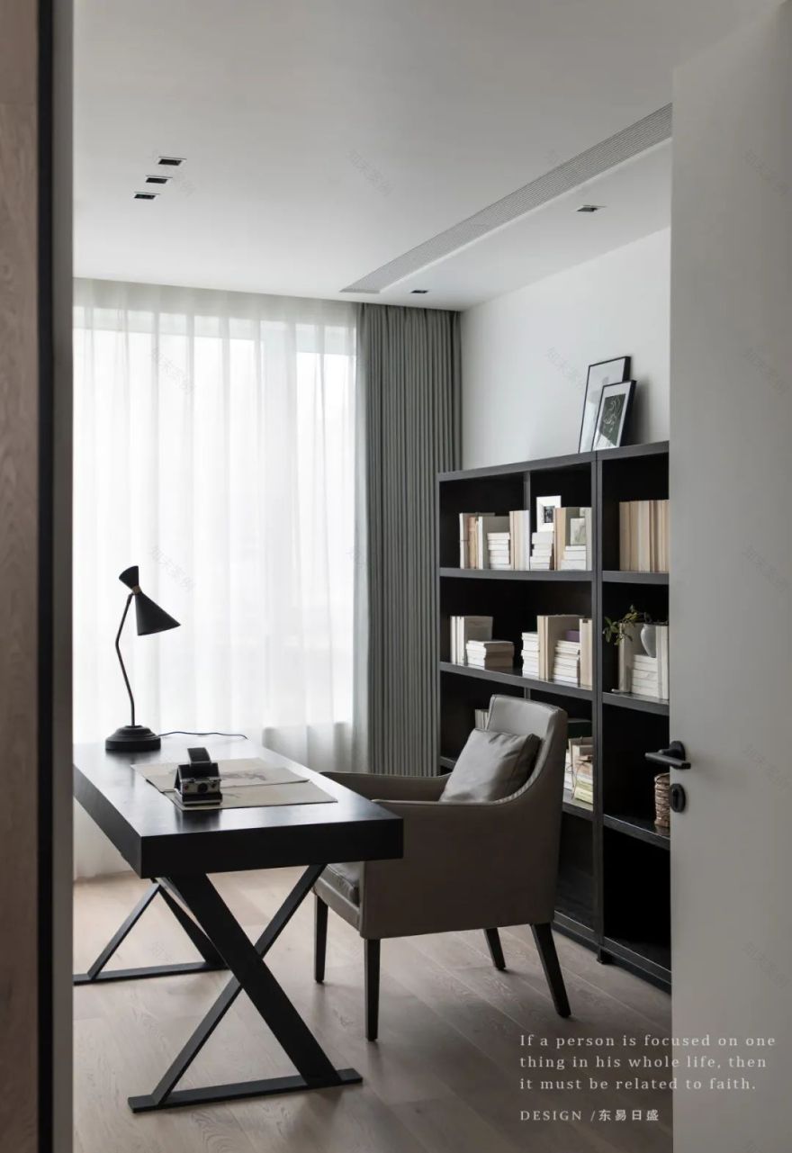 【Wooden Slow 首发】大师都倾心的木地板上墙,如何玩出新花样?-44