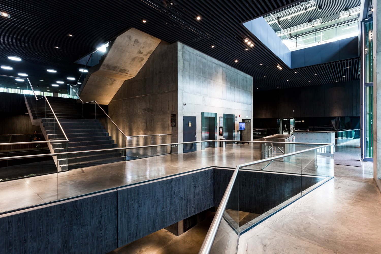 U Javeriana 艺术大楼建模-35