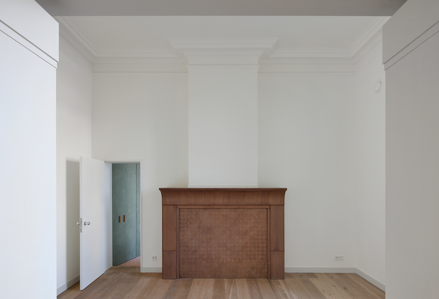 比利时复古建筑翻新,演绎空间共鸣-45