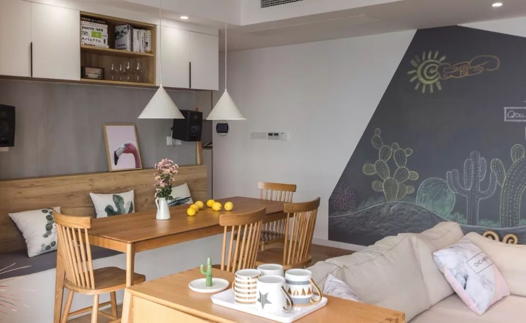 小户型餐厅餐边柜+吊柜设计-17