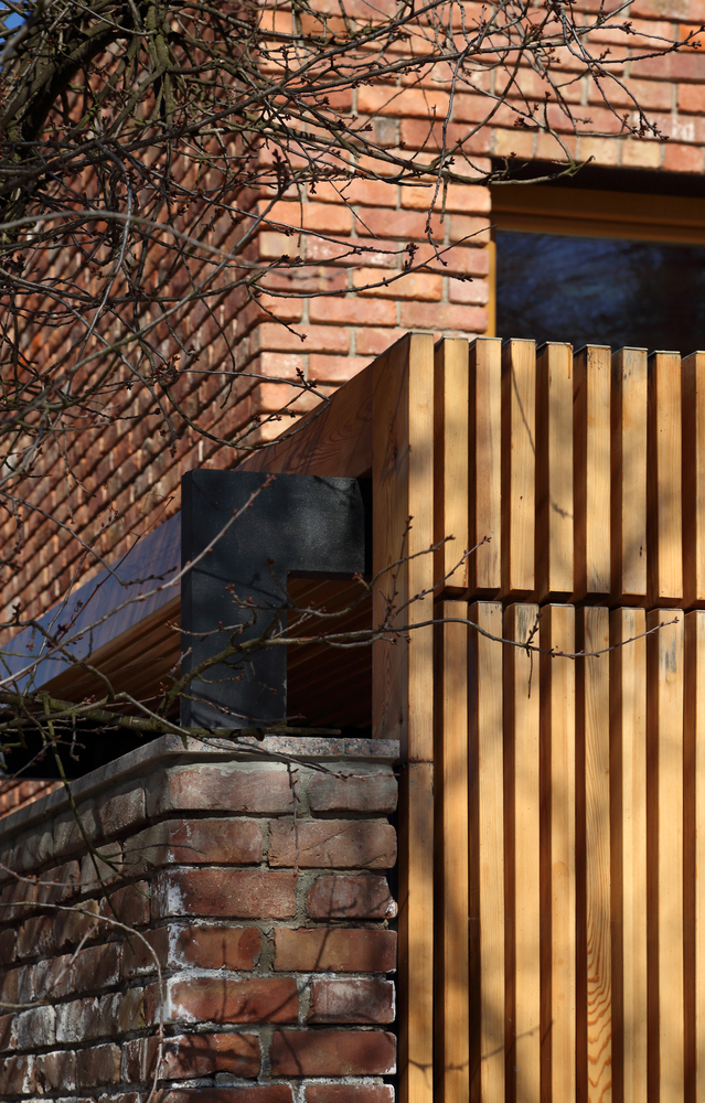 回归传统的 Bosnian 之家 | Hiža Mišljenova House-43