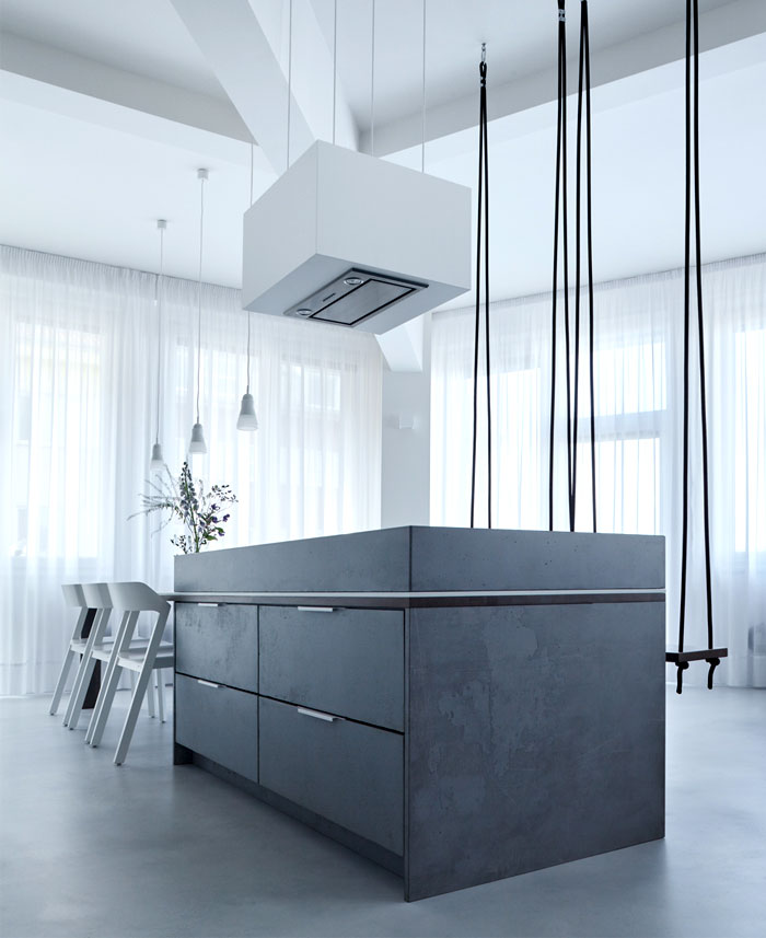 旧厂房改造的极简风格住宅公寓  Klara Valova SMLXL studio-6