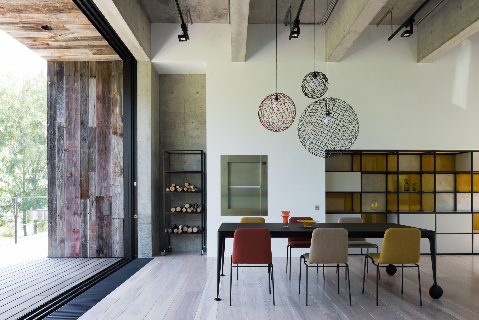 水库边的乡村别墅-58