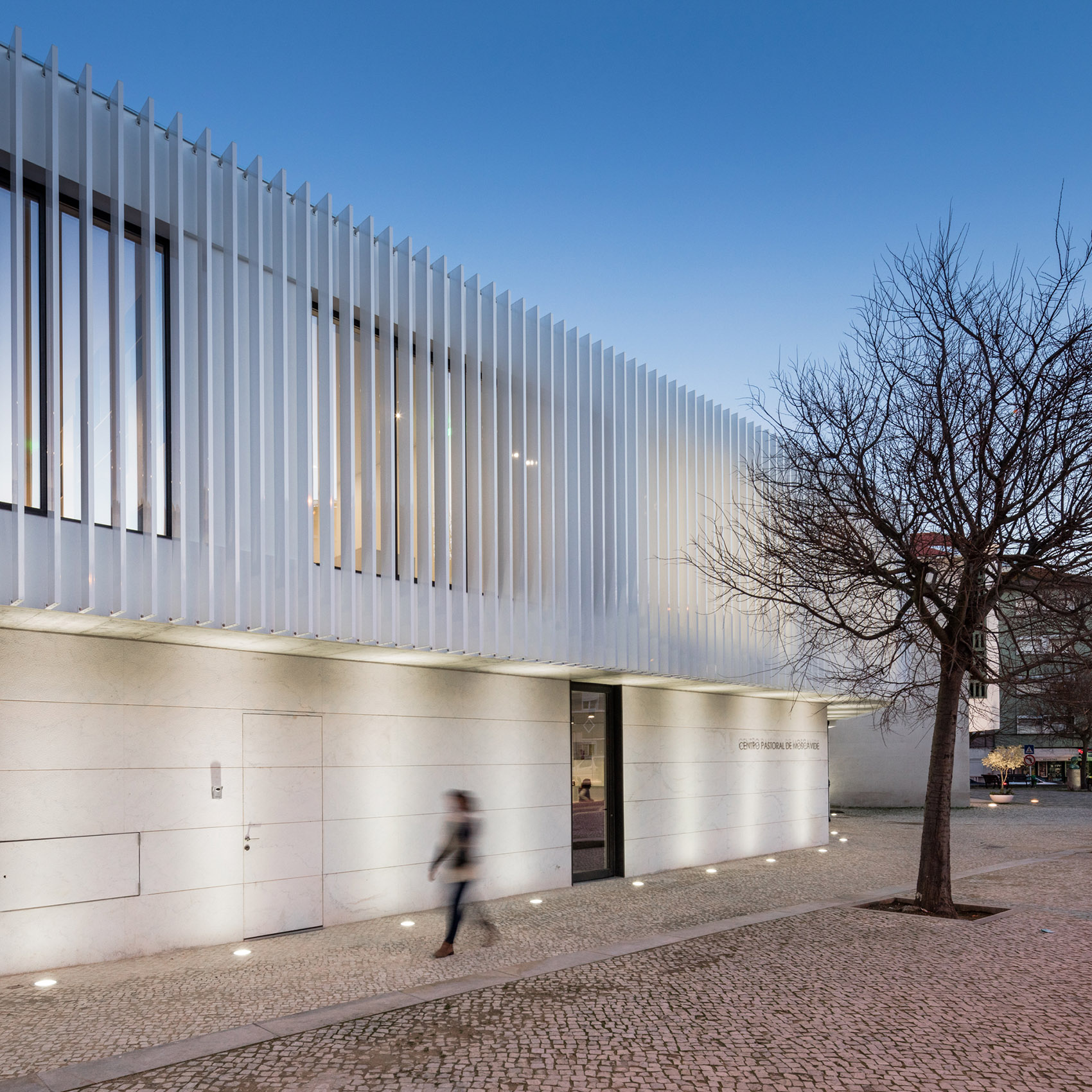 田园牧歌,莫什卡维迪的宗教中心,葡萄牙 / Plano Humano Arquitectos-136