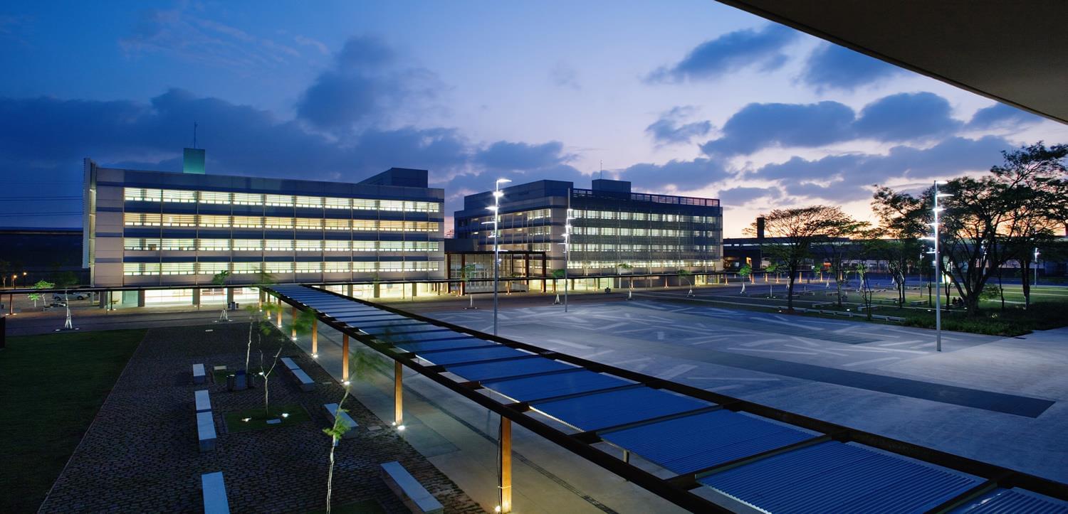 青年公园·卡兰迪鲁-1