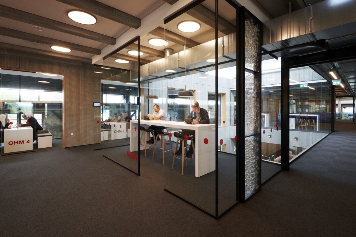 丹麦 VUC Aabenraa 大学动态学习空间丨ZENI arkitekter-19