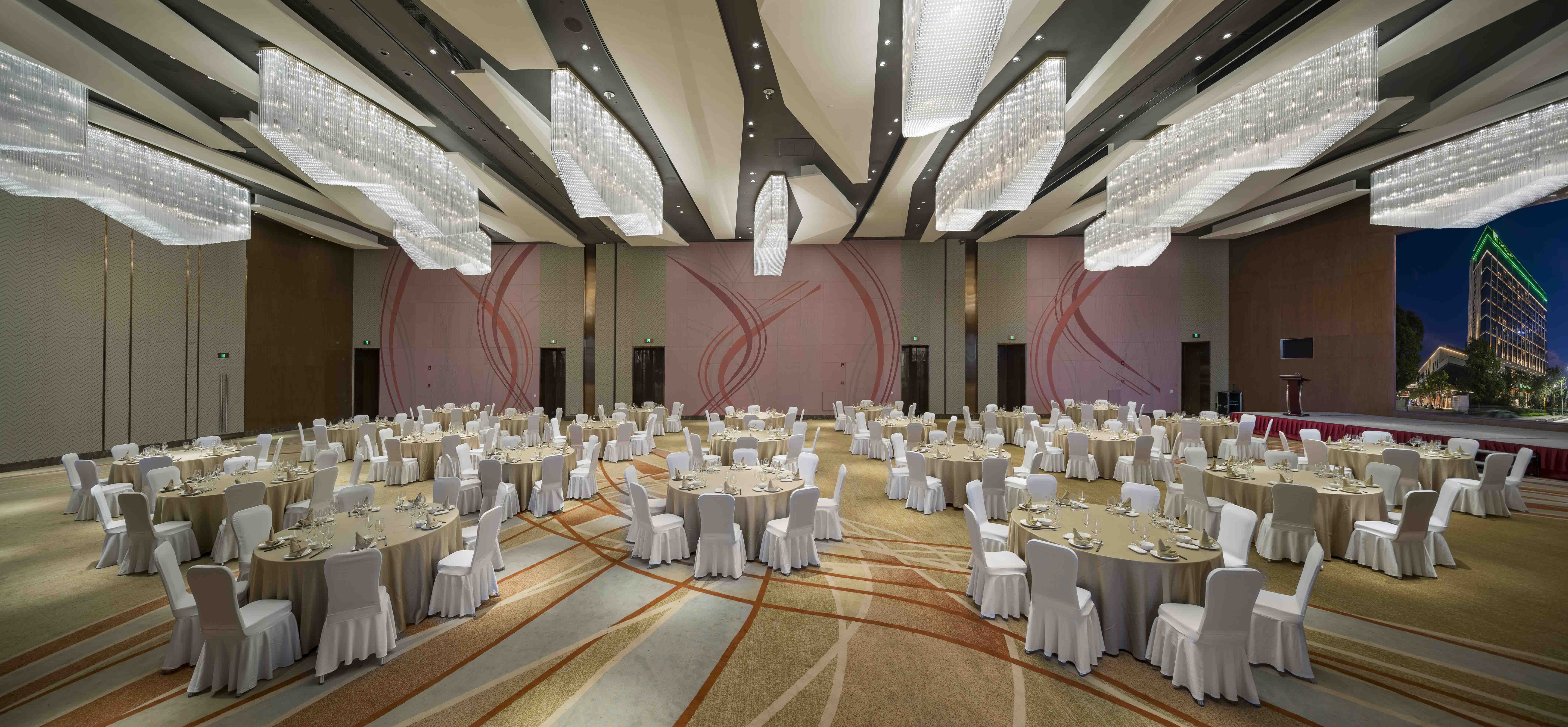 Holiday Inn ShunDe Poly -5