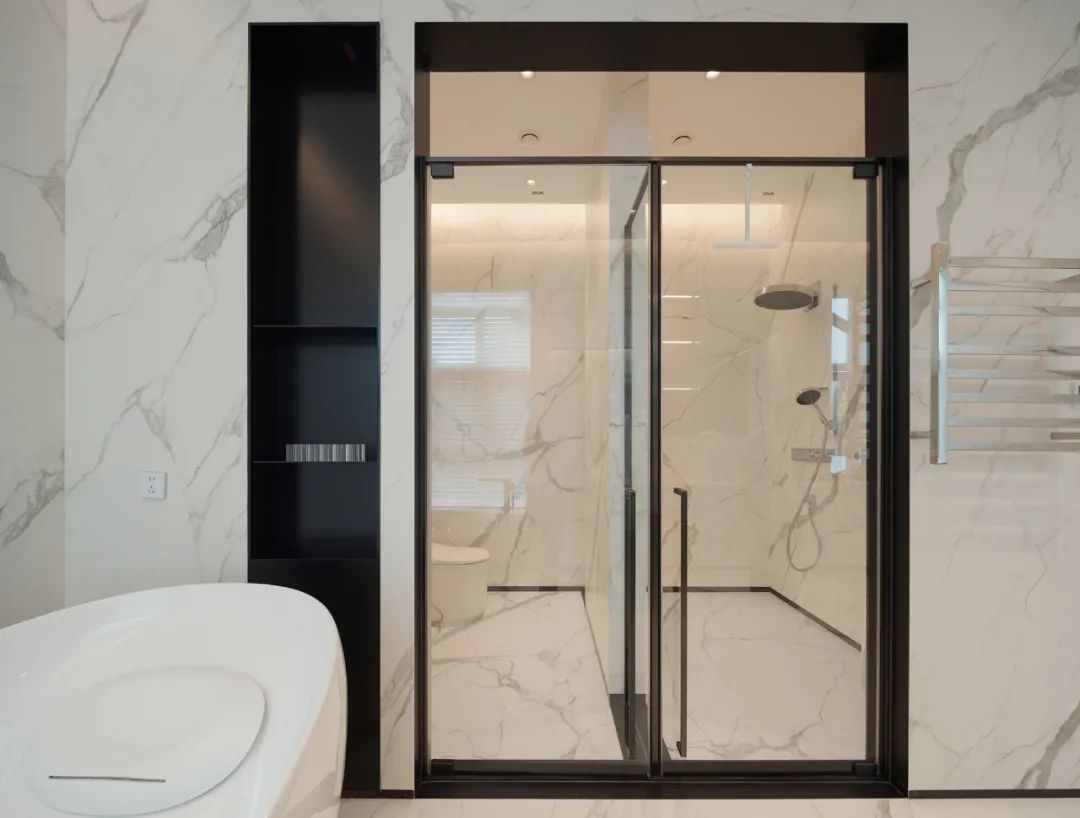 白色潮玩空间 · 光谱之家丨CQ Home-70