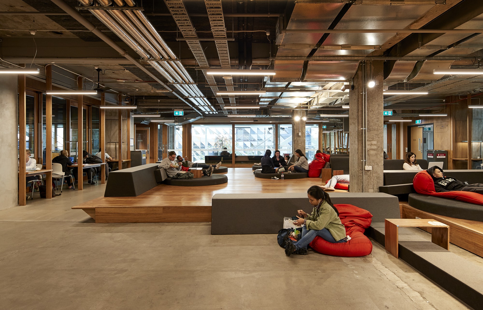 皇家墨尔本理工大学新学术街-9