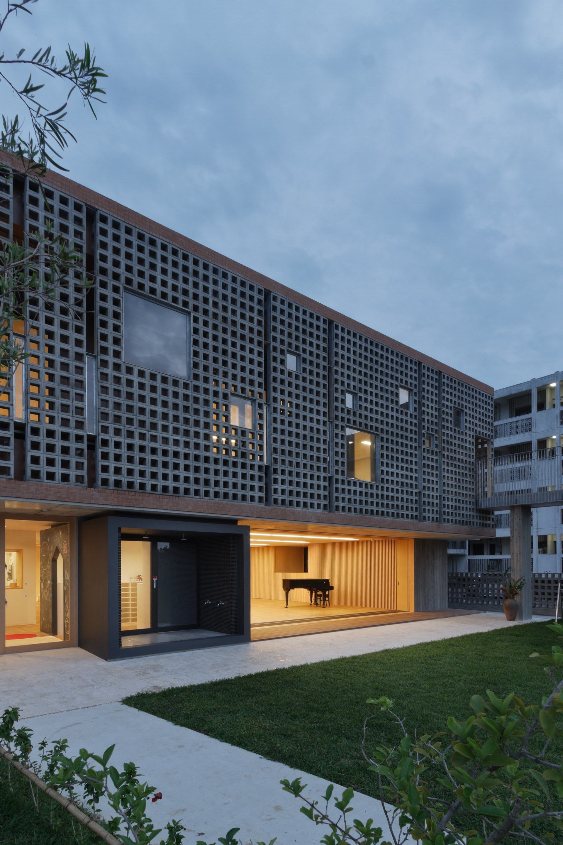 日本热带幼儿园设计,传统与现代的融合-2