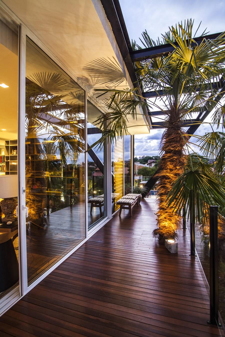 巴西独特悬浮式 Loft 公寓设计-3