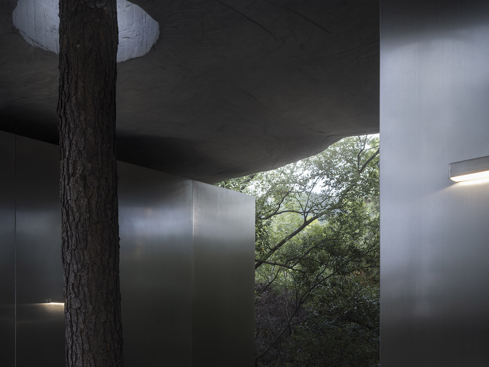 谷里的窗,树上的云,南京四方艺术湖区公共卫生间丨中国南京丨南京大学建筑规划设计研究院有限公司 物物建筑-52