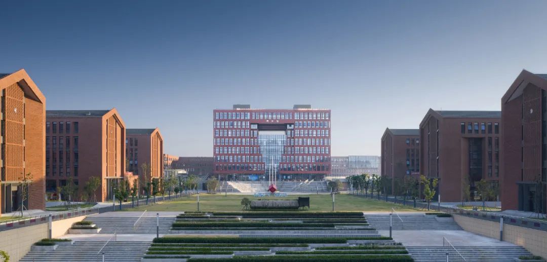 中南建筑 | 两年，我们建了一所大学-5