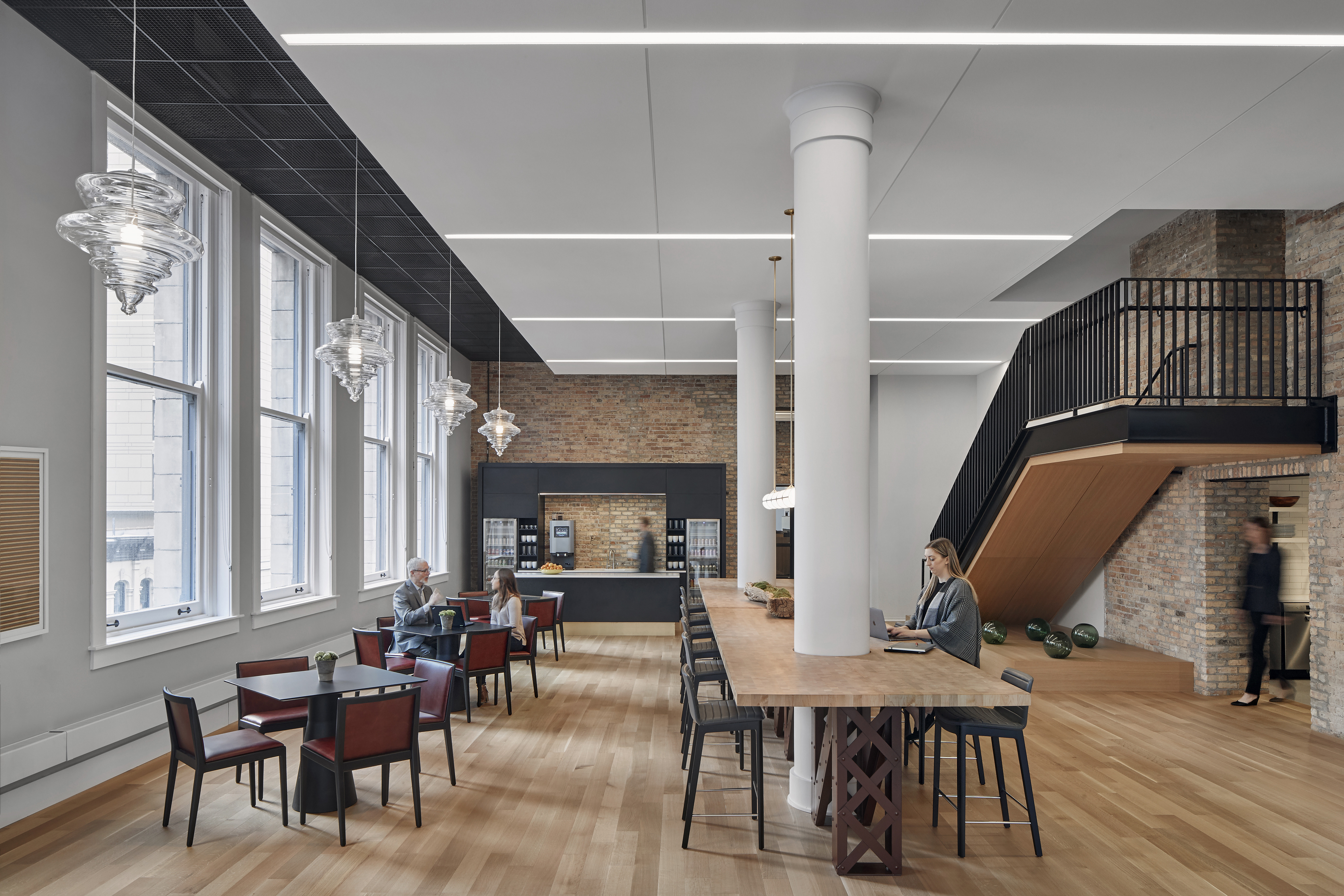 芝加哥历史建筑中的现代律师事务所办公室-9