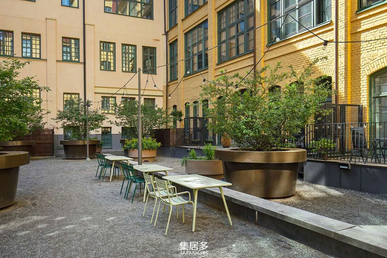 斯德哥尔摩小而时尚的单色阁楼丨瑞典斯德哥尔摩-22