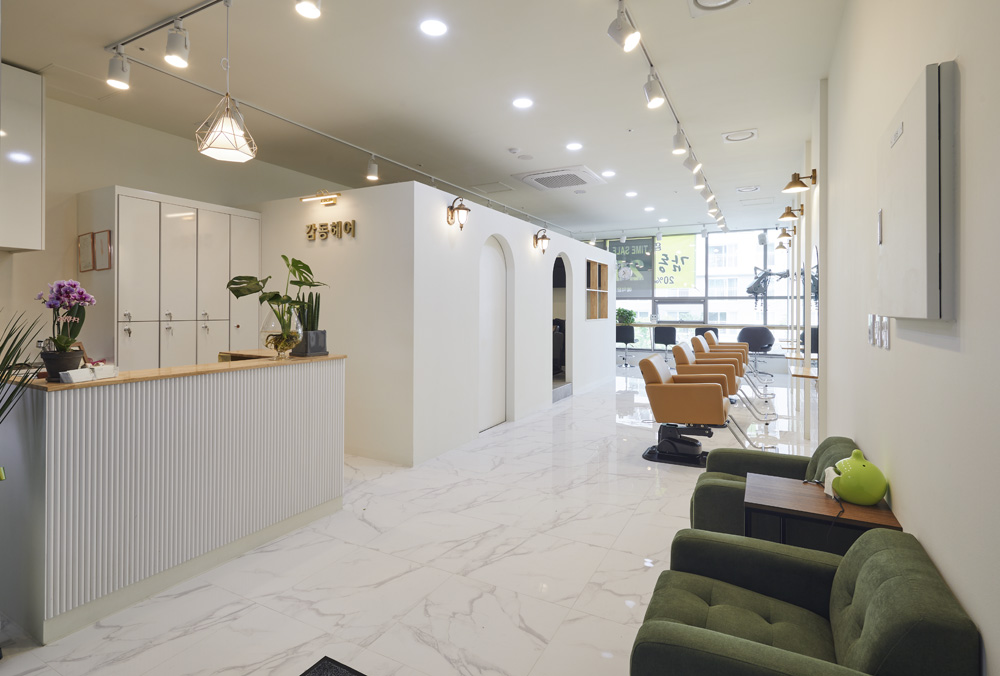 白色木质简约美容室，心动之处在于细节-6