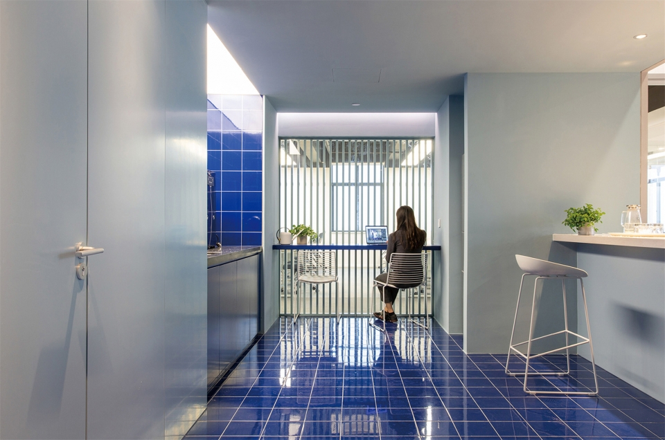 虹越电商办公室-58