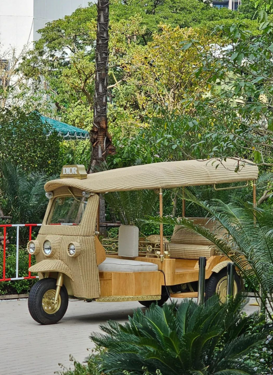 Dior 快闪店「黄金屋」丨泰国曼谷丨Dior 视觉营销创意总监 Luca Albero-97