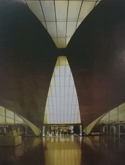 环境艺术中的张力因素表现——以掷铁饼者为例-38