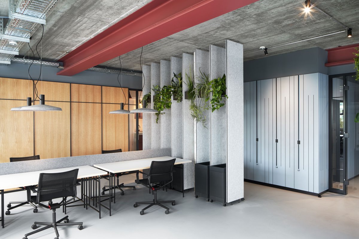 德国 Stuttgart 城市空间，Studio Komo 打造色彩丰富协同办公环境-5