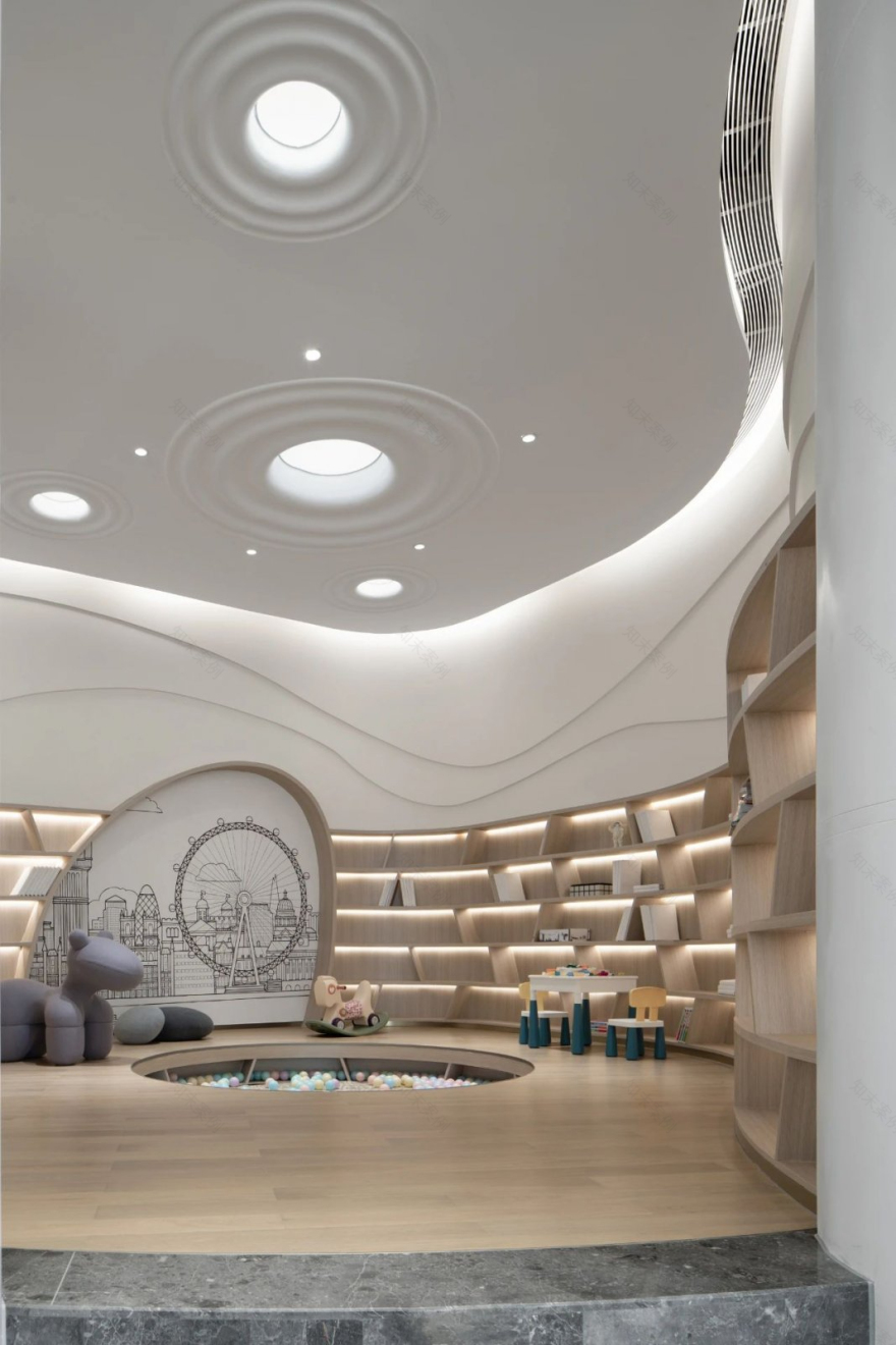 荣盛鹿山府销售中心,演绎梦幻、未来、充满诗意的气息 | 米修设计-35