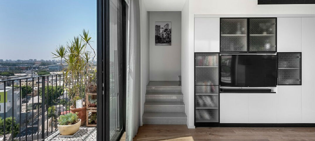 特拉维夫破裂双眼复式公寓丨以色列特拉维夫丨尼赞·霍罗维茨-0