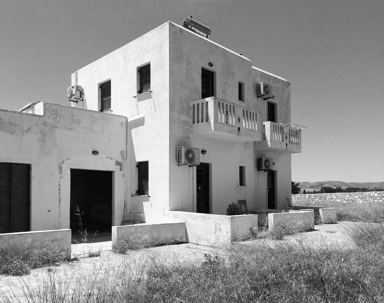 帕洛斯岛自然保护区的度假住宅改造-57