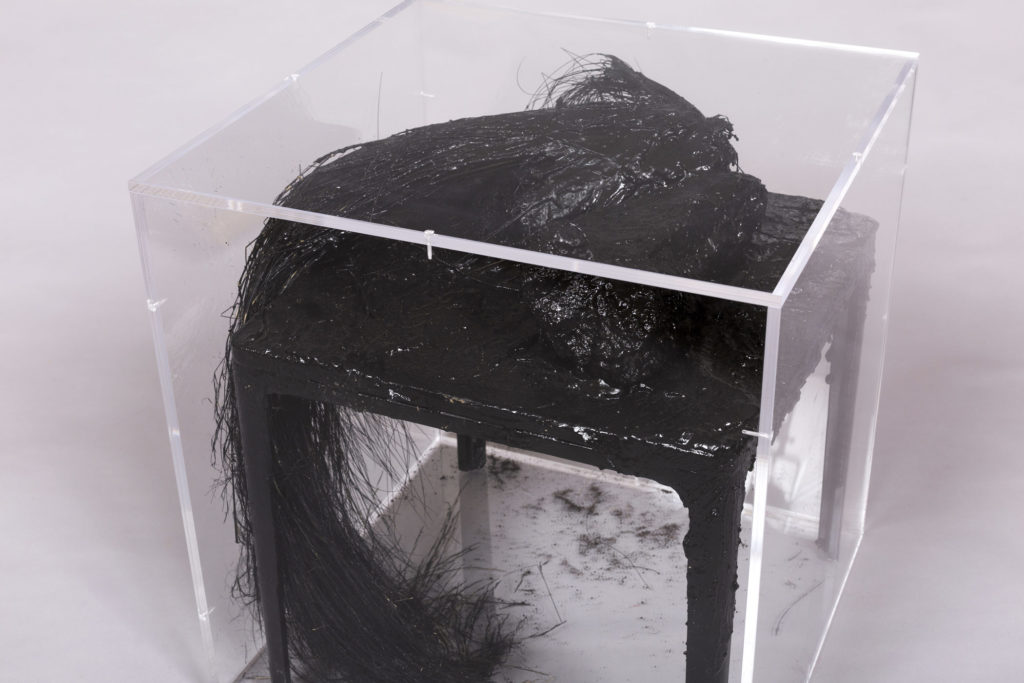 50 位创意人才重塑经典餐桌，助力慈善事业-34