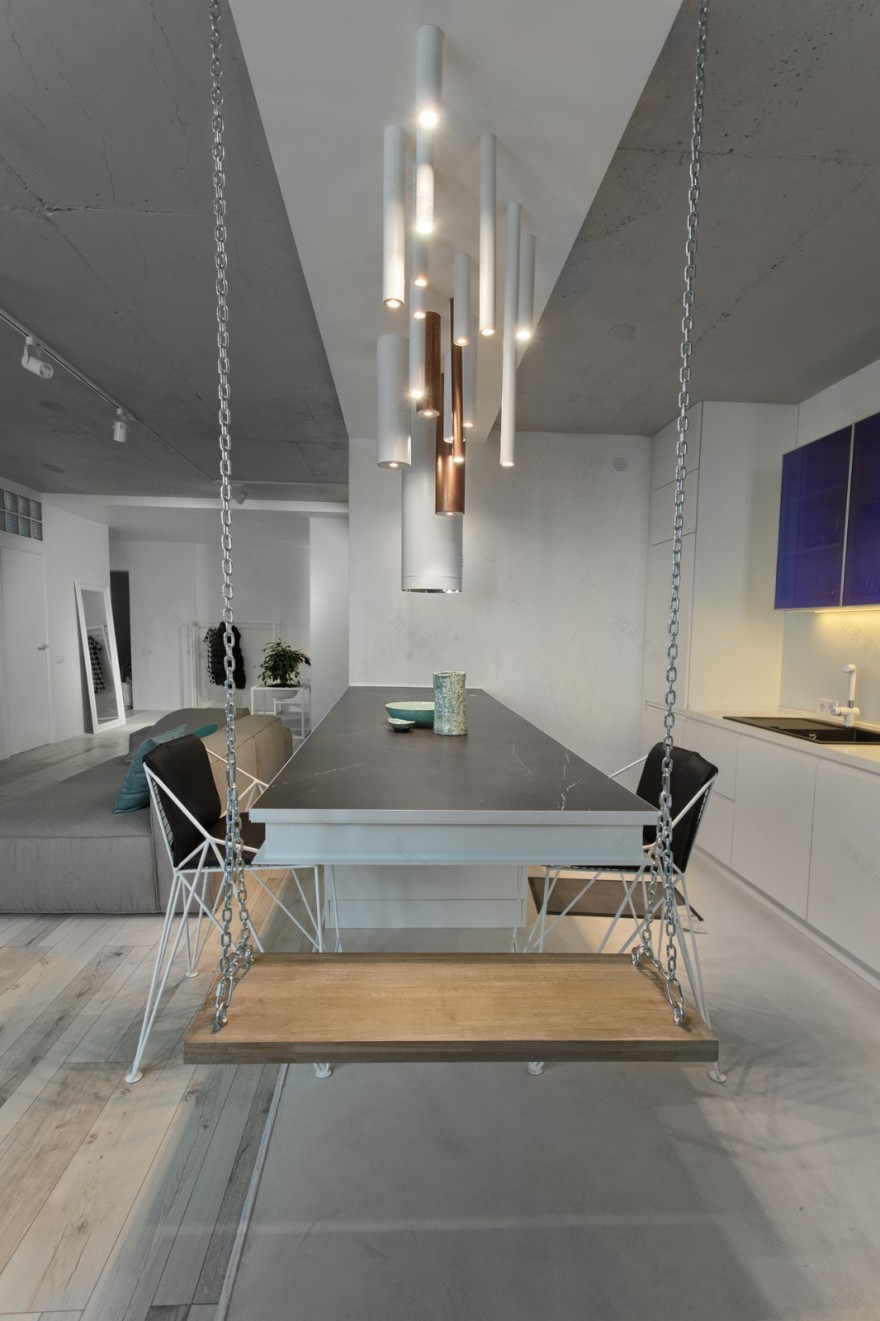 基辅粉色霓虹灯公寓 | 年轻女孩的个性空间-11