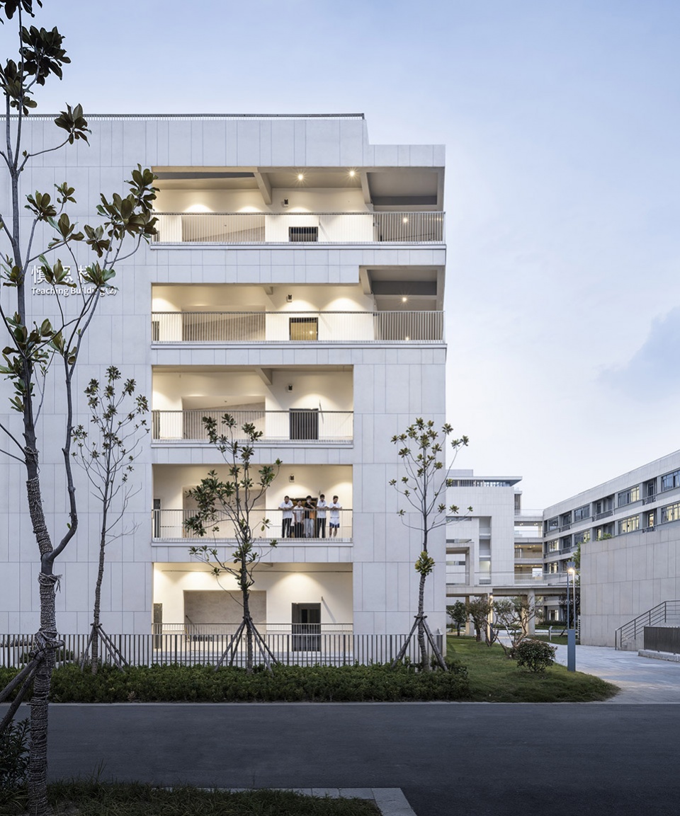 江苏省靖江高级中学新校区丨中国江苏丨江苏中锐华东建筑设计研究院有限公司荣朝晖工作室-223