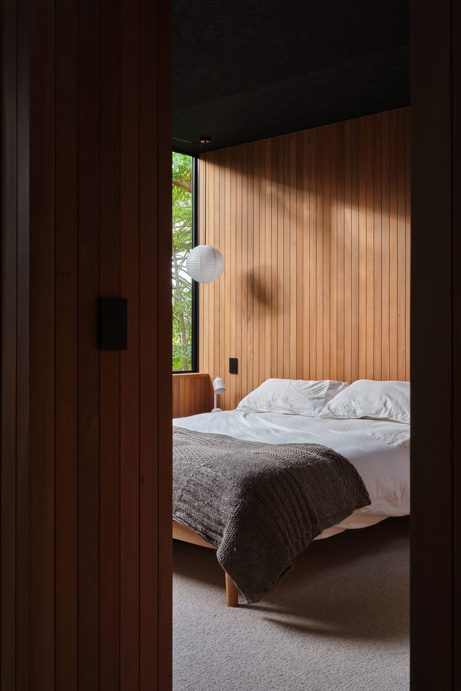 紧凑但宽敞的家庭住宅丨新西兰奥克兰丨Oli Booth Architecture-5