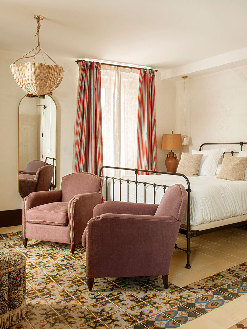 17 世纪西班牙古堡酒店,复古与现代的完美融合-21