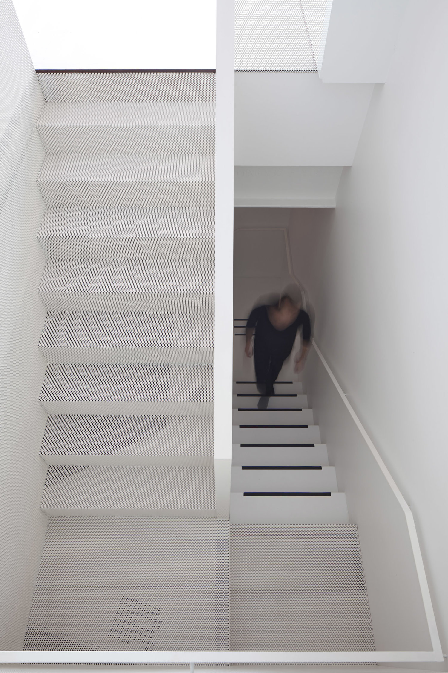 Black House Austin Maynard Architects-31