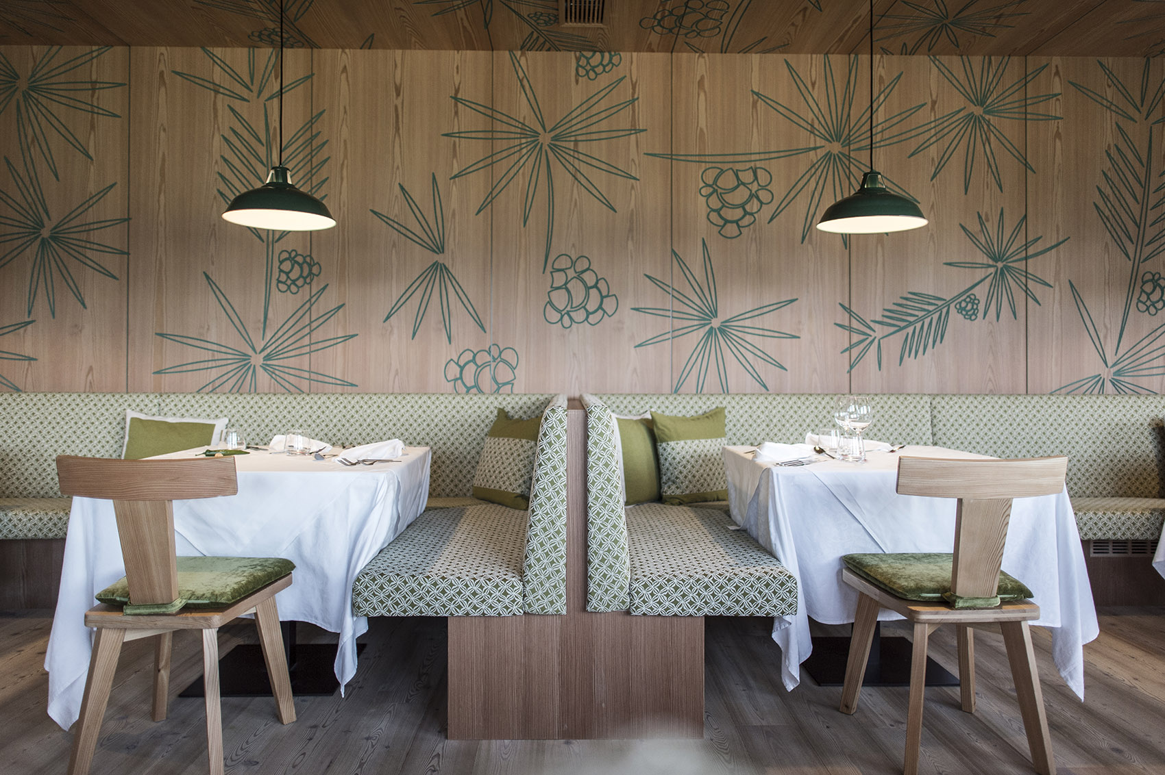 游弋于天地间 & 拥有漂浮大泳池的意大利Hubertus 酒店 / noa* -108