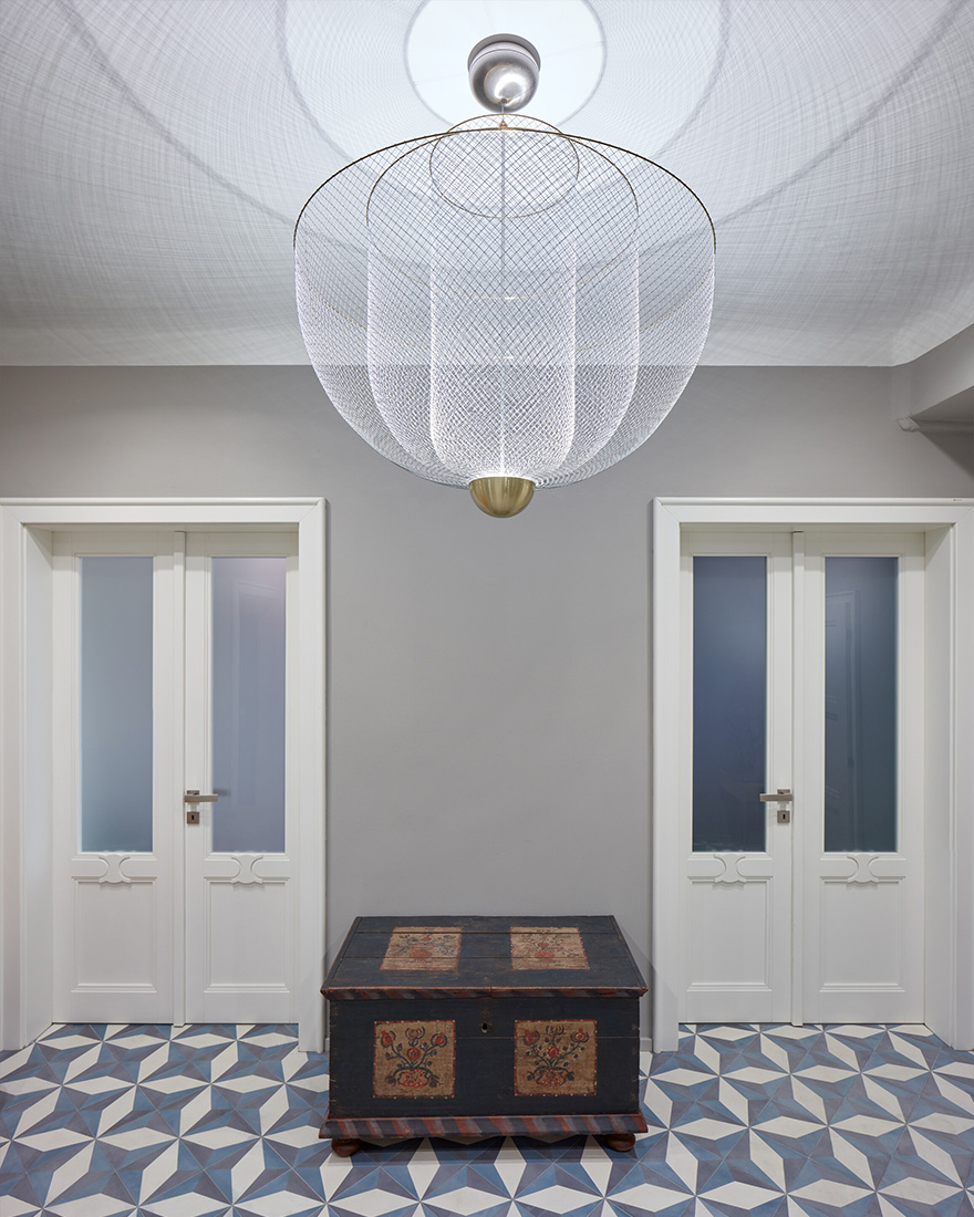 布拉格复古风格公寓,英伦雅致混搭艺术气息-12