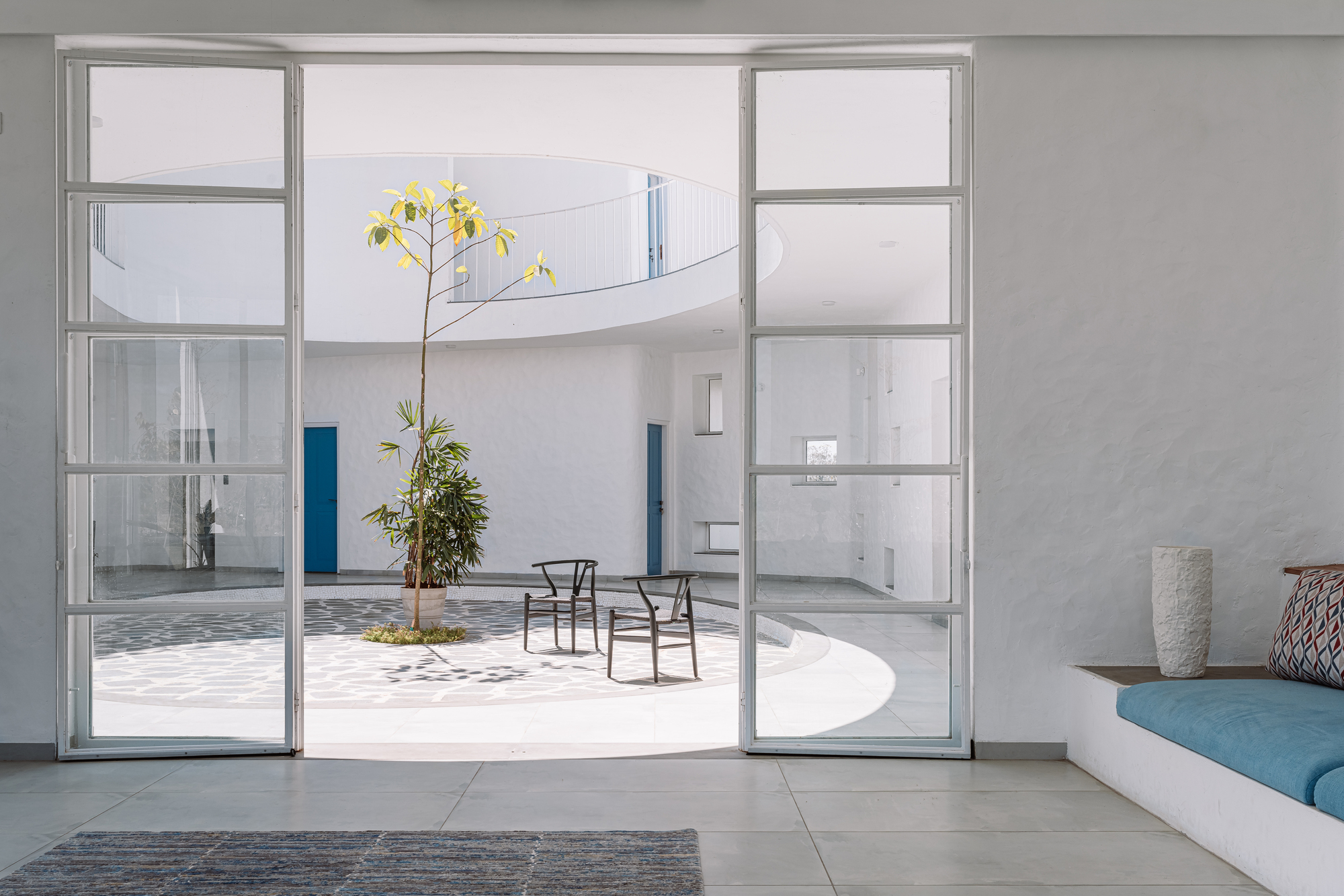 草地中的周末度假屋丨印度丨SAK Designs-18