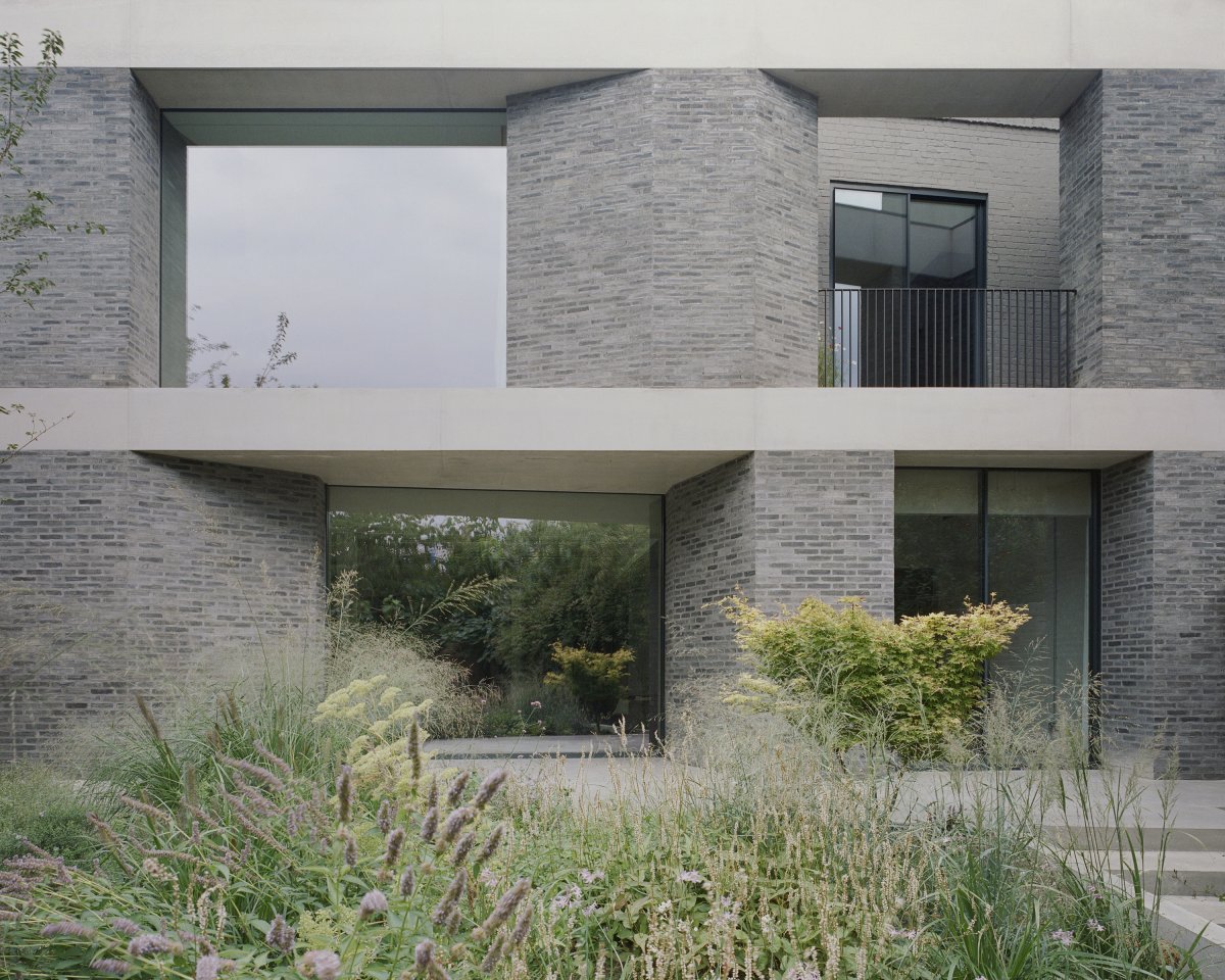 卡姆登工作坊丨英国伦敦丨McLaren Excell-12