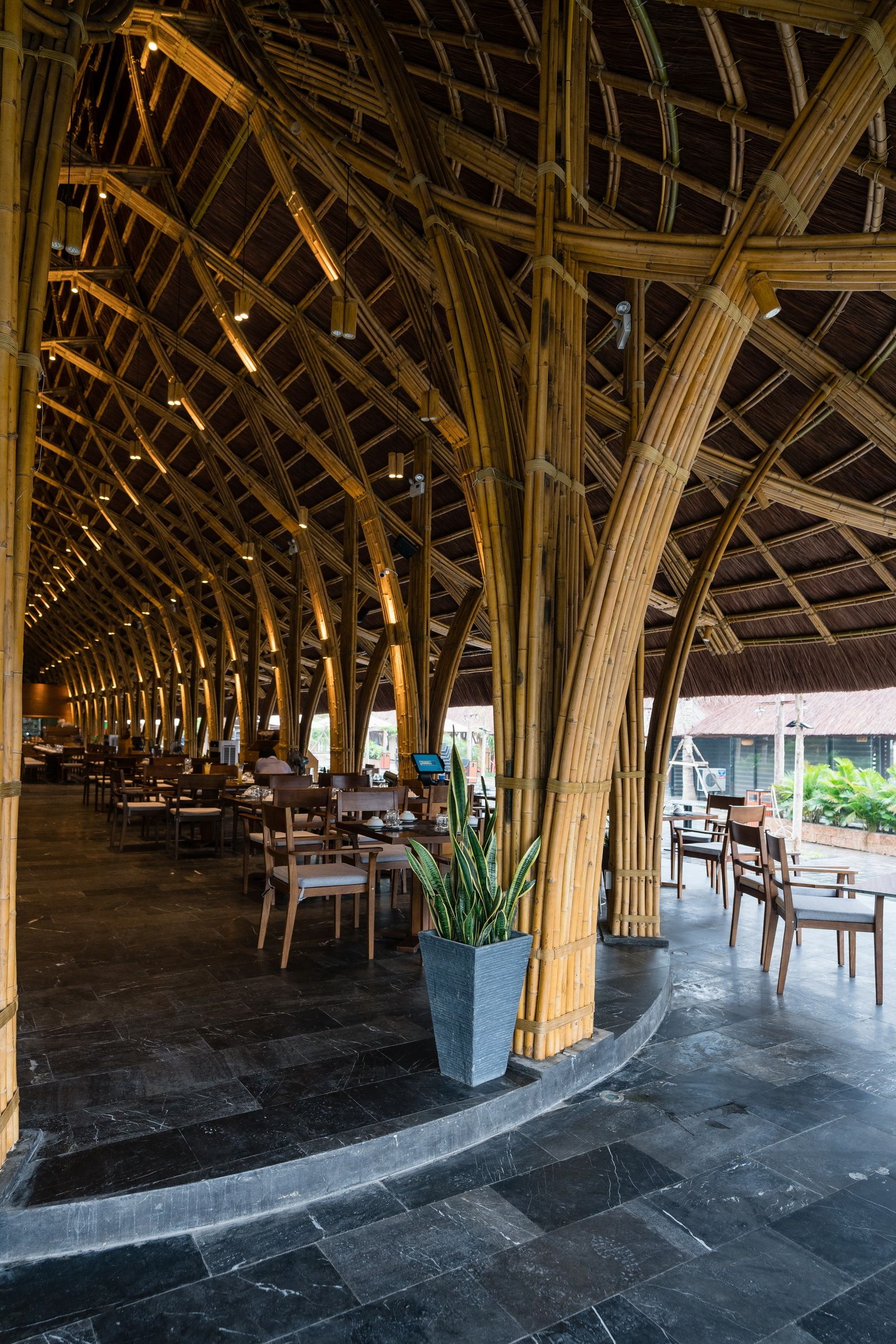 BAMBOO LONG HOUSE RESTAURANT | BAMBUBUILD - ARCH2O-9