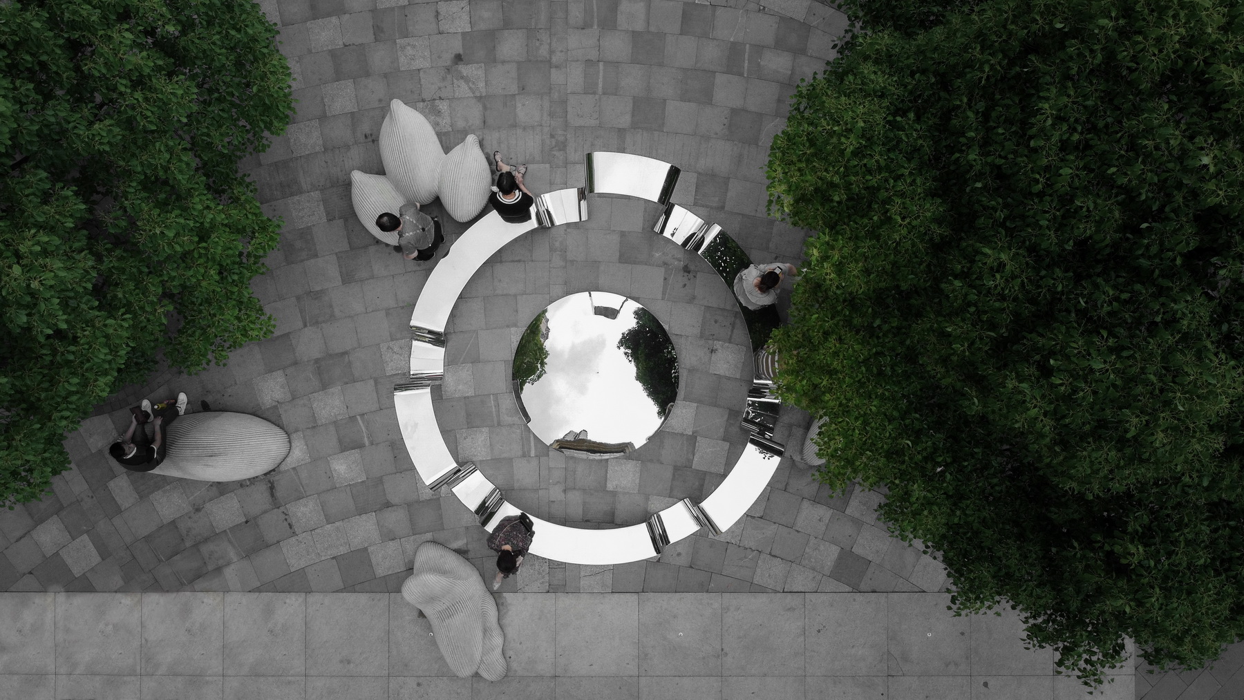  日清设计丨新天地艺术节—对抗“社交孤岛”的天空之镜  丨中国上海-9